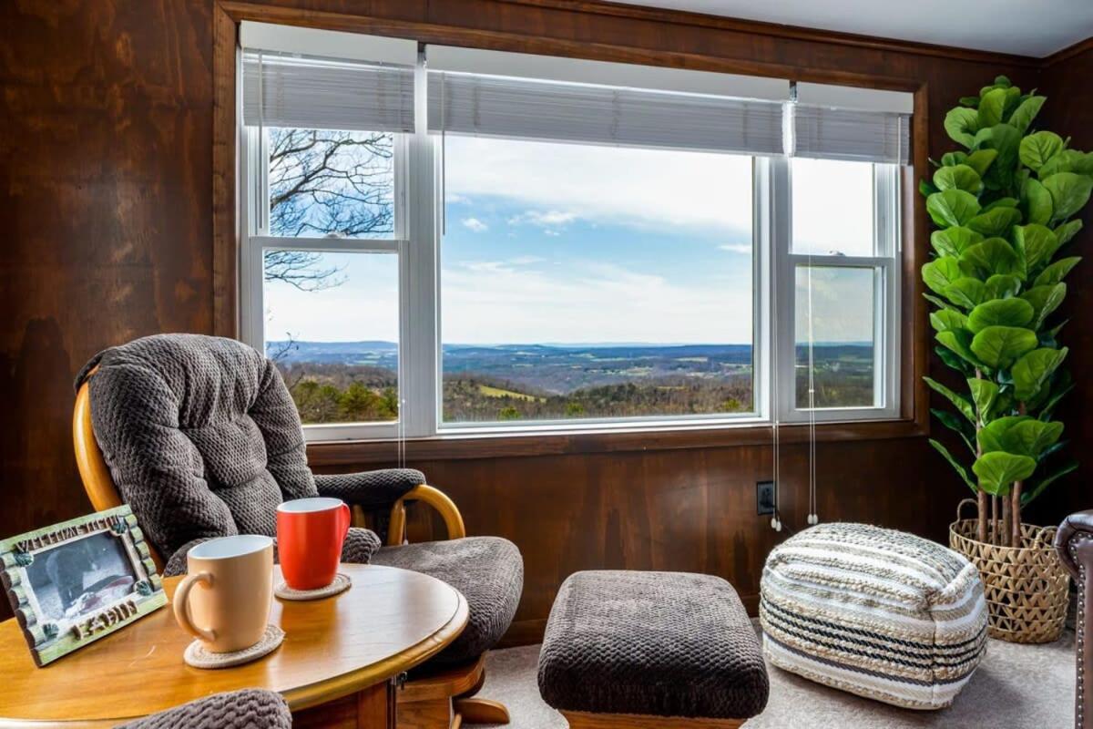 Mountaintop Views, Hot Tub, Deck, Fire Pit & Wifi Augusta Dış mekan fotoğraf
