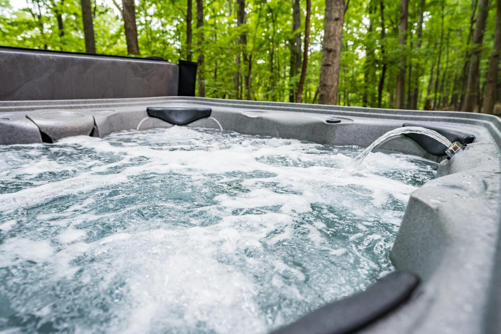 Mountaintop Views, Hot Tub, Deck, Fire Pit & Wifi Augusta Dış mekan fotoğraf